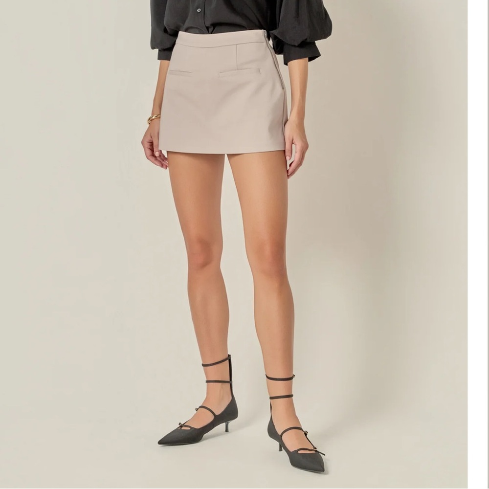 English Factory Taupe/Gray Skort
